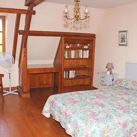 Du Lavoir Holiday home Cherveix-Cubas