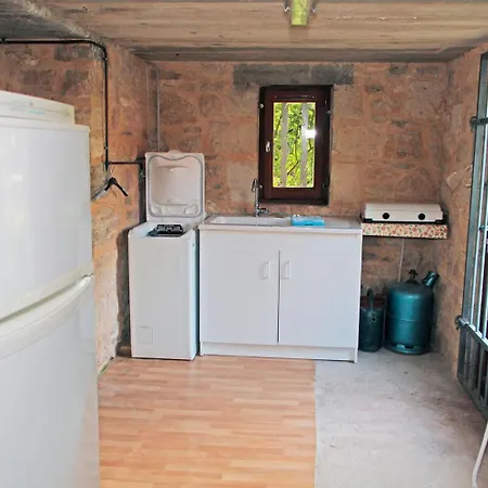 Du Lavoir Cherveix-Cubas