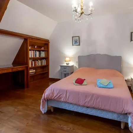 Du Lavoir Holiday home Cherveix-Cubas